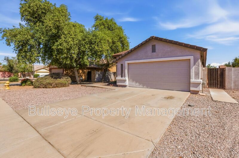 Gilbert House: 3250 E. Bonanza Rd.