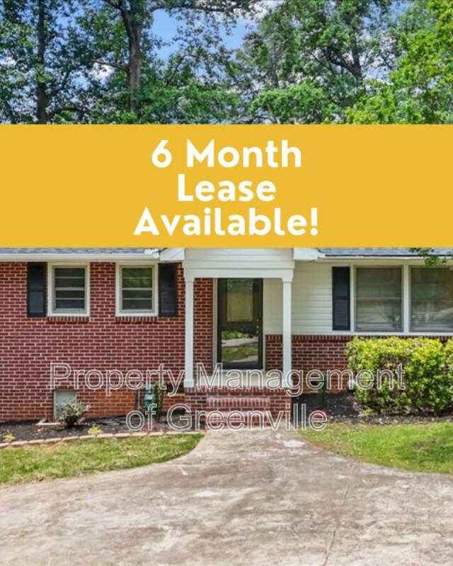 Greenville House: 304 Robin Hood Road