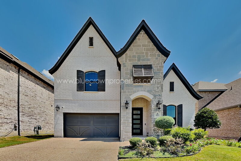 Carrollton House: 4432 Tall Knight Ln