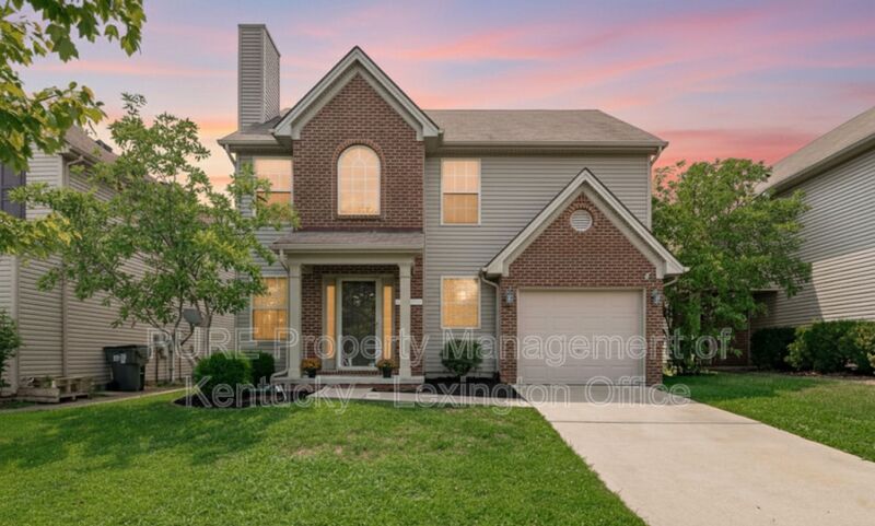 Lexington House: 2564 Rockaway Pl