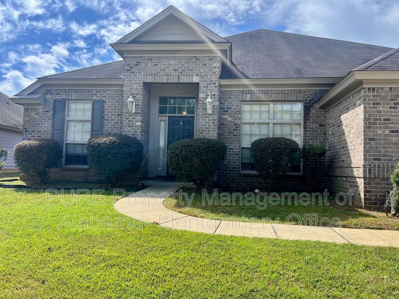 Montgomery House: 10537 Duncannon Trail