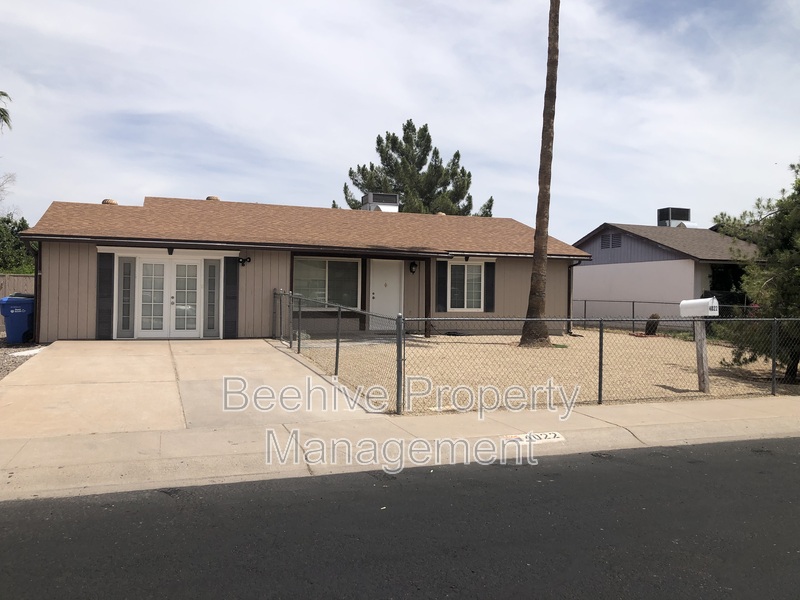 Phoenix House: 4022 E Pecan Rd