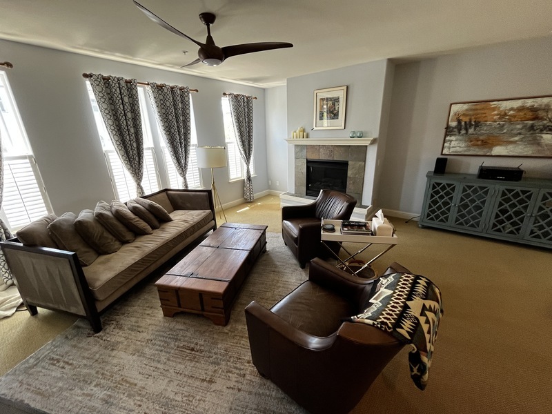 Windsor Condo: 125 Johnson street