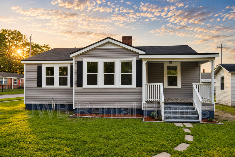 Jacksonville House: 505 58th St E