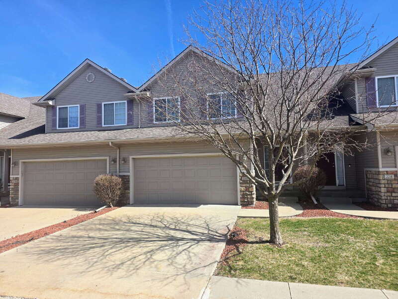 Ankeny Townhome: 2215 Northwest Bayberry Lane