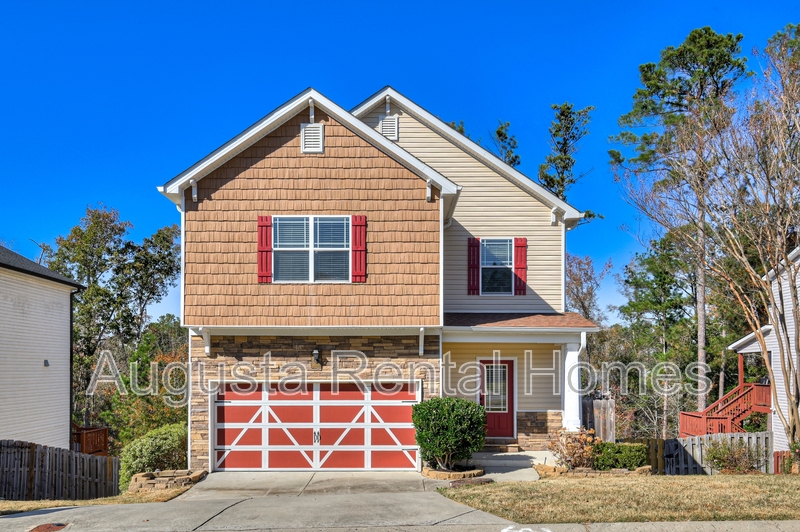 Grovetown House: 848 Tyler Woods Drive