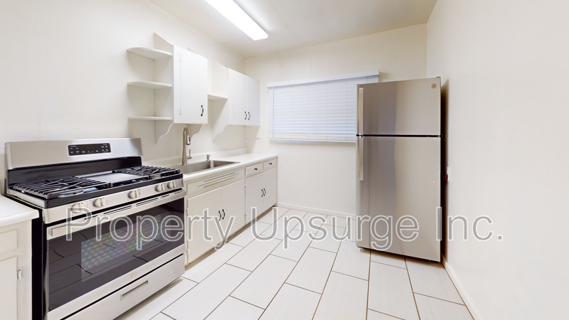 Oroville Condo: 640 Bird St #1