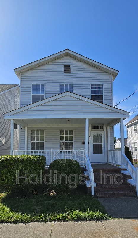 Norfolk House: 827 Marshall Avenue