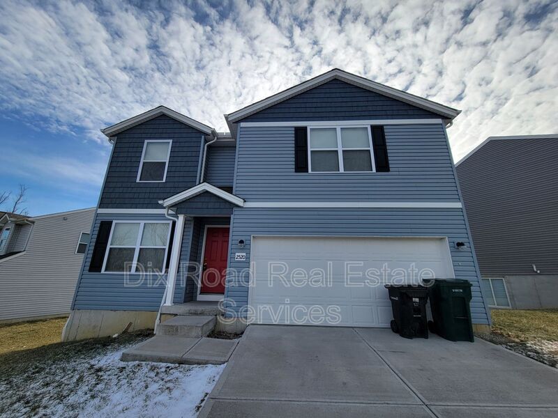 Cincinnati House: 2520 Foxcove Court