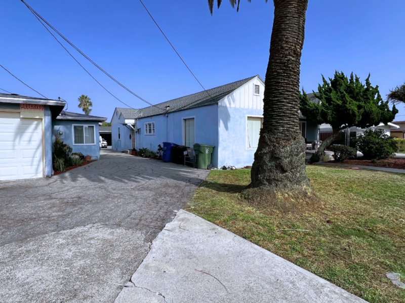 Lawndale Condo: 4741 - 4747 160th