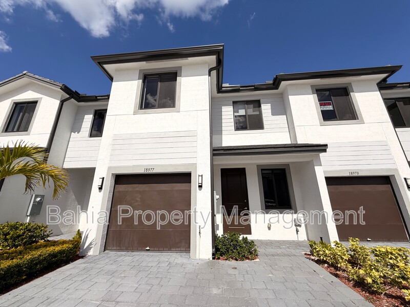 Homestead Townhome: 18977 SW 344th Ter