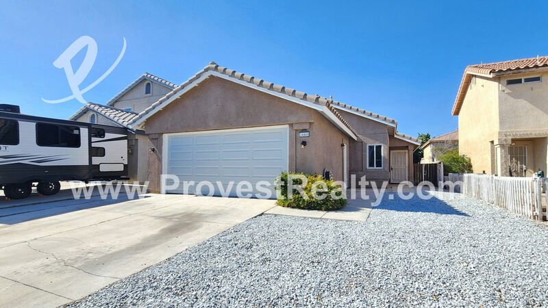 Victorville House: 14440 Stivers Rd