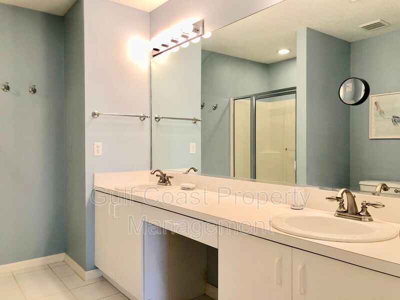 2804 Edgewater Lane FL 34221 - Photo 9
