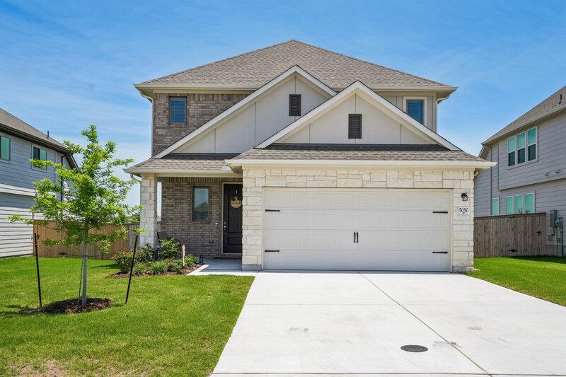 Schertz House: 5050 Park Cape