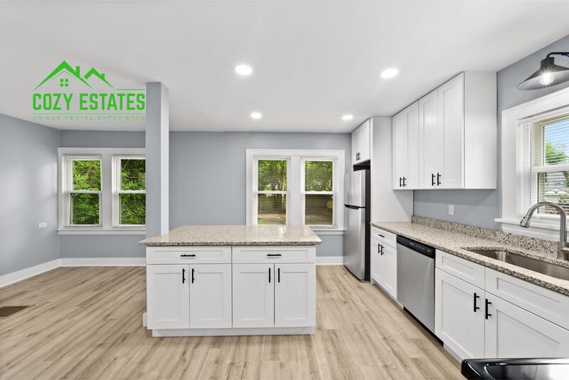 Cleveland House: 11100 Thrush Avenue