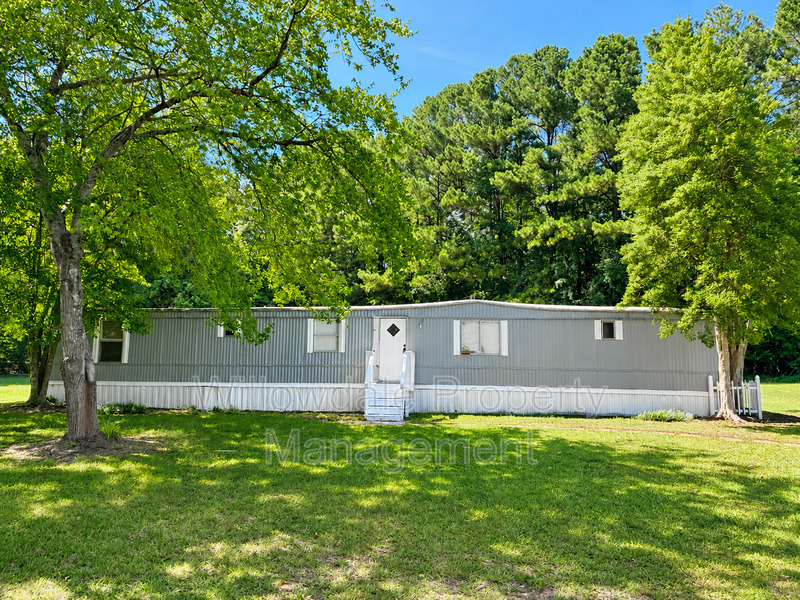 Raleigh House: 3020 Rustic Country Dr