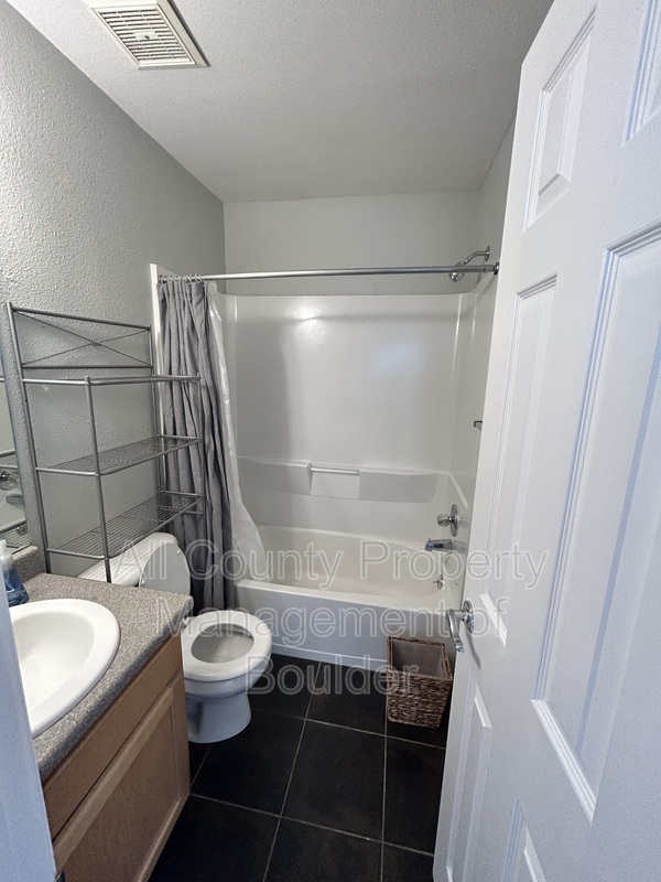 Main Rental Photo 11