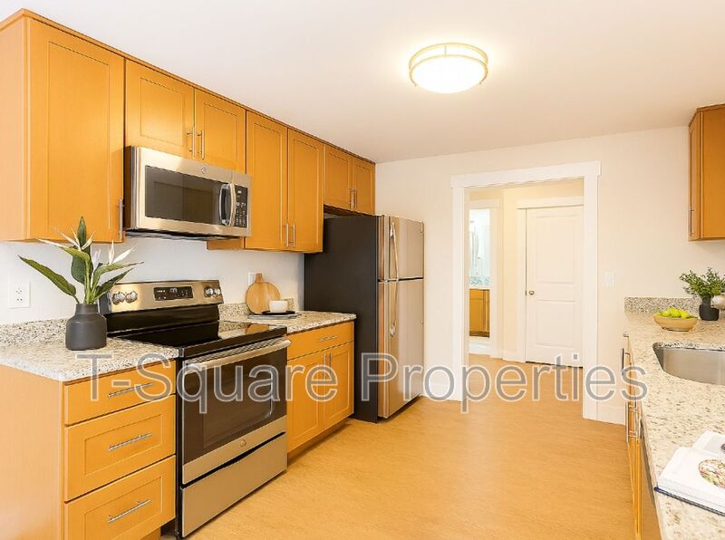 Kirkland House: 325 5th Ave S