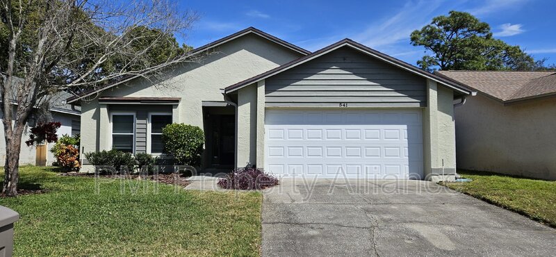Casselberry House: 541 Moccasin Ct