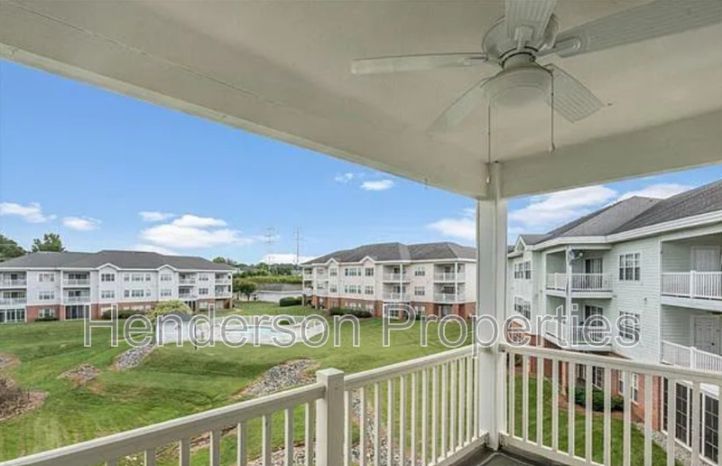 Charlotte Condo: 9179 Meadow Vista Road