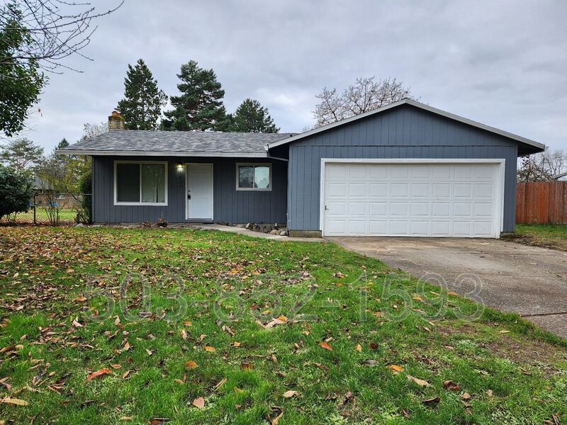 HILLSBORO House: 1829 NE 23RD CT