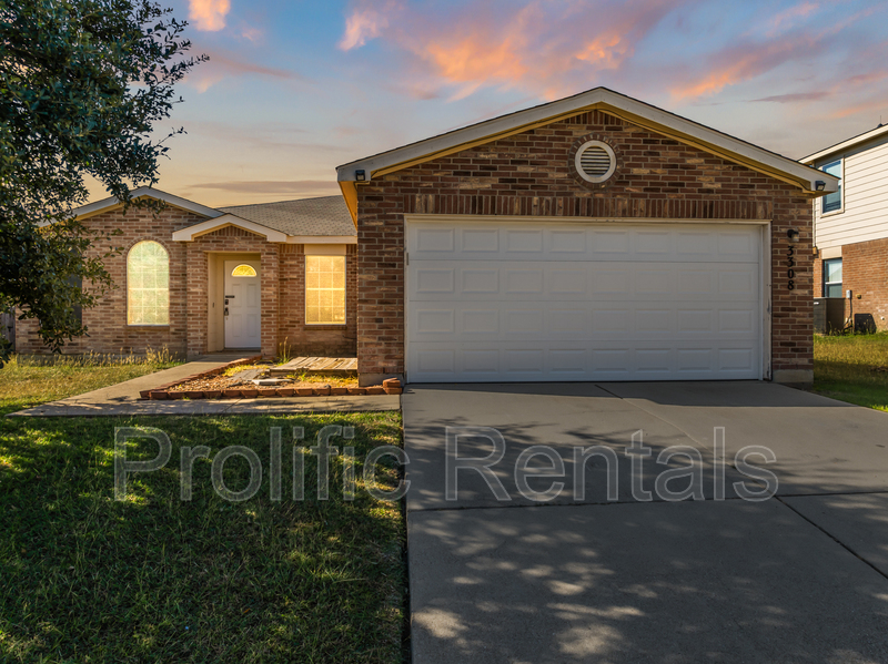 Killeen House: 3308 Catalina Drive