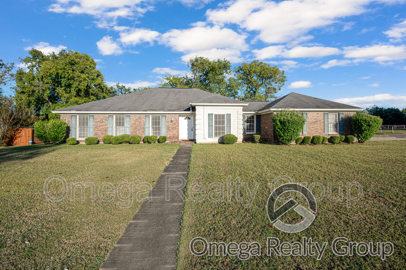 Montgomery House: 2329 Haddington Rd