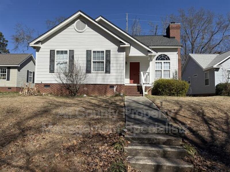 Columbia House: 20 Lindsay St.