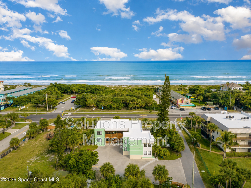 Cocoa Beach Condo: 1630 S Atlantic Ave