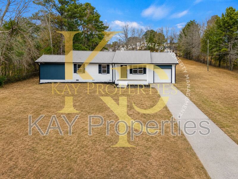 Hope Mills House: 6010 Muscat Rd