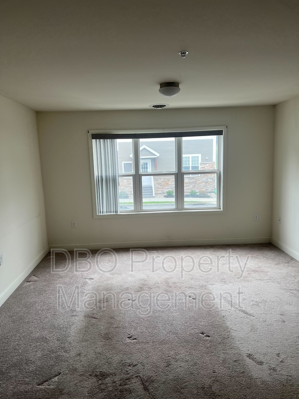Rensselaer Condo: 1047 Broadway - 5