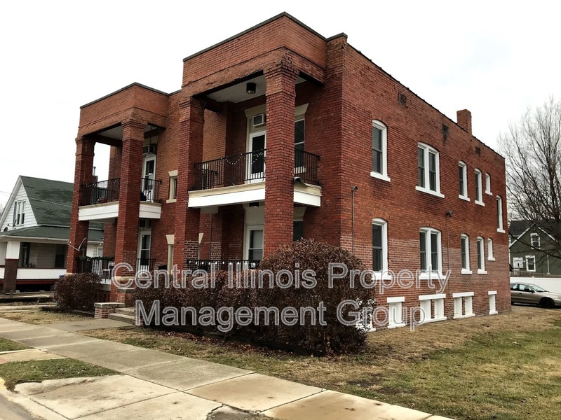 Bloomington Condo: 611 West Jefferson Street
