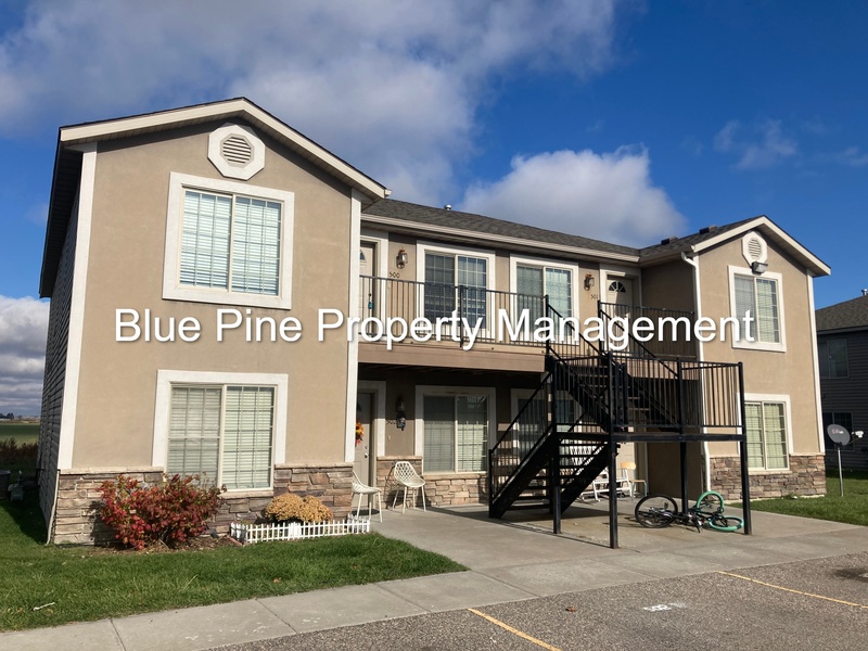 Request a Viewing for 2866 Hunters Loop, Unit 500 Tenant Turner