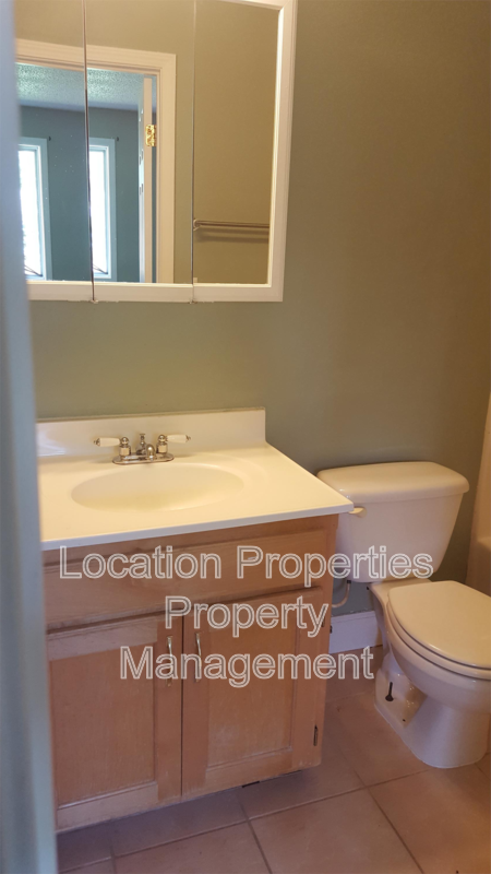 2517 Morningside Drive - 1, Lawrence, Kansas rental photo 4 of 17