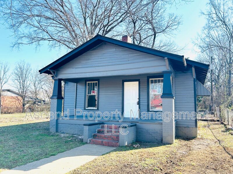 Chattanooga House: 1500 Bradt St