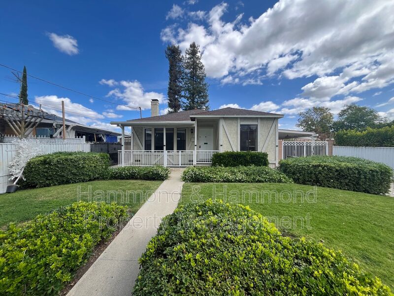 Encino House: 18029 Santa Rita St.