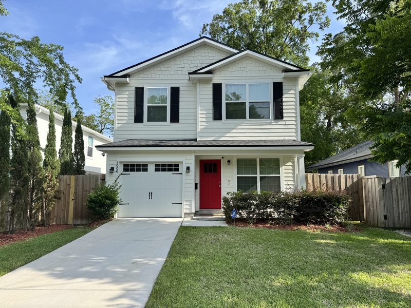 Jacksonville House: 4006 College Street
