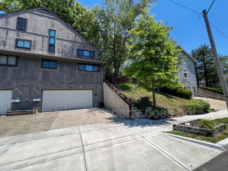 Kansas City Townhome: 4731 Liberty St