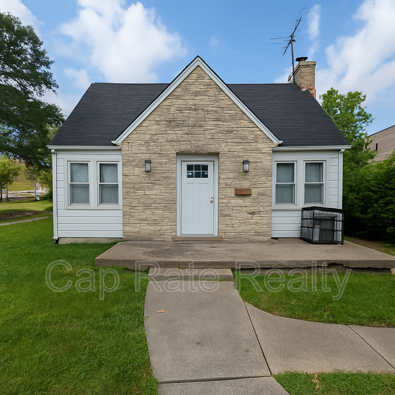 Columbus House: 1366 Duxberry Ave