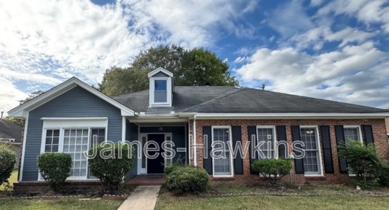 Montgomery House: 3616 Oak Shadow Lane