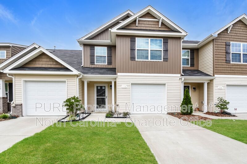 Jamestown Townhome: 112 Red Plum Ln