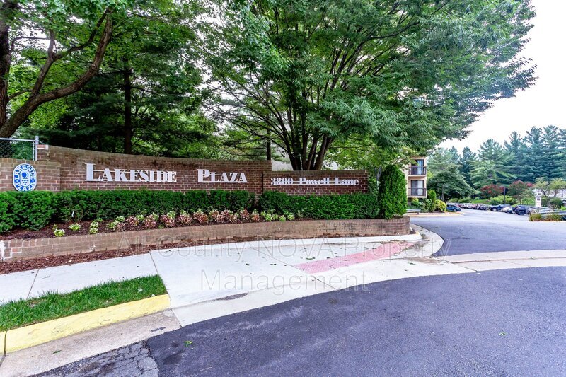 Main image for 3800 Powell Lane 727