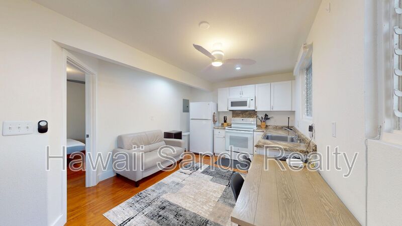 Honolulu Condo: 4566 Sierra Dr.