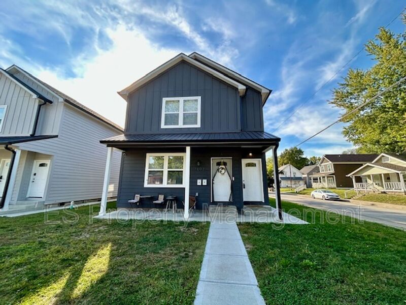 Indianapolis House: 1602 Quill St - Unit B