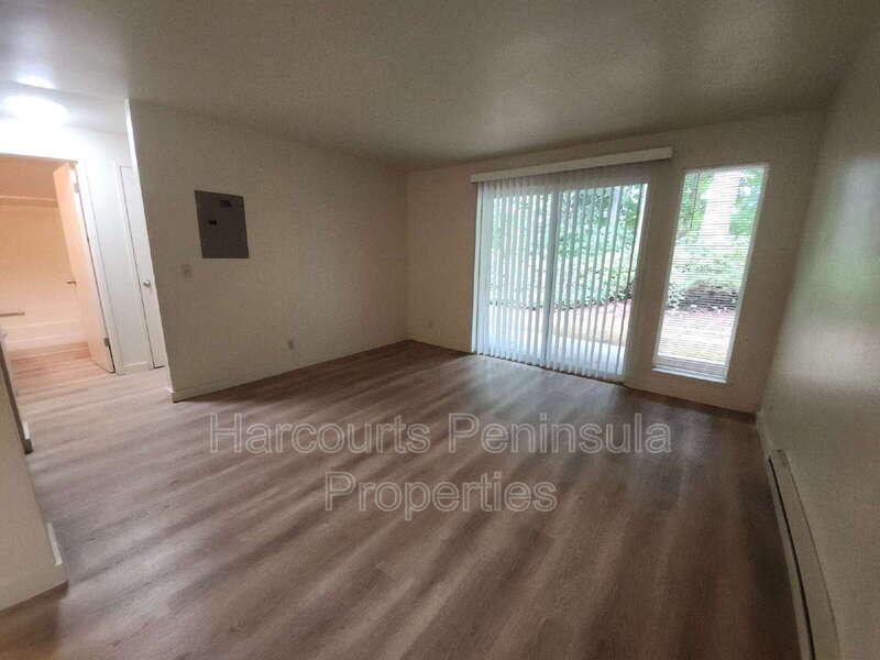 Poulsbo Condo: 49 NE Torval Canyon Rd