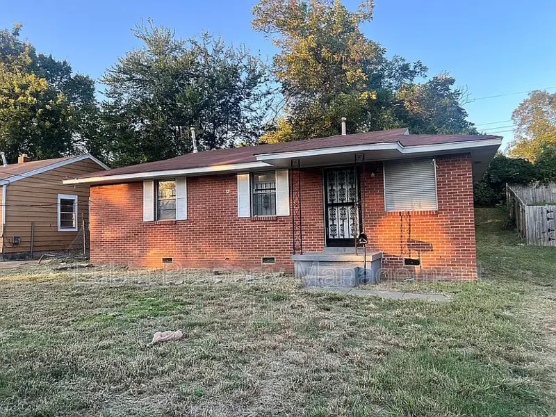 Memphis House: 1782 Marjorie St