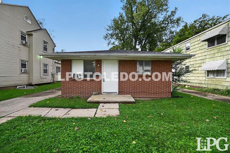 Toledo Condo: 1913 Kensington Rd. A