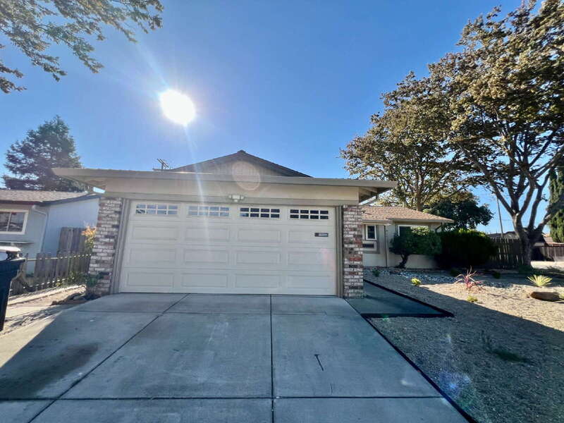 Fairfield House: 2459 Gulf Dr