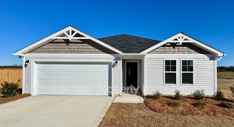 Autryville House: 96 Buggy Top Lane