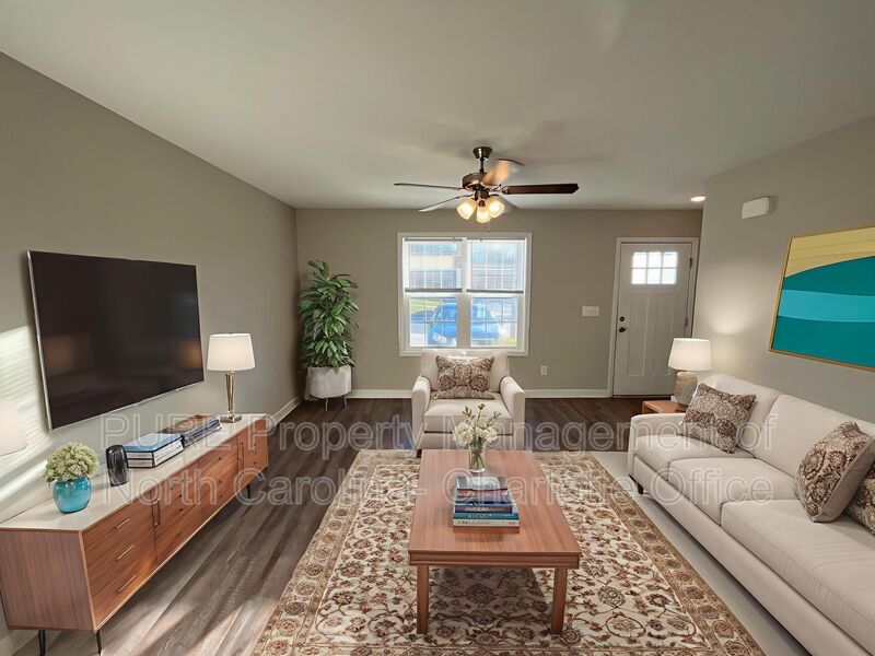 Granite Quarry Townhome: 215 N Oak St